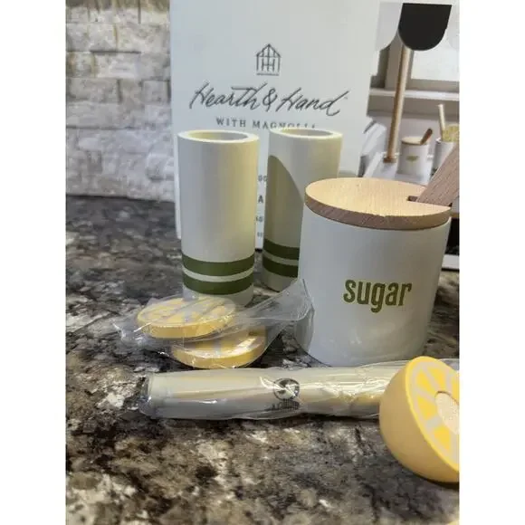 Hearth and Hand With Magnolia Wooden Lemonade 13 Piece Play Set New In Box. - Picture 5 of 9